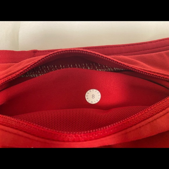 Lululemon Speed Up Shorts - Picture 4 of 5